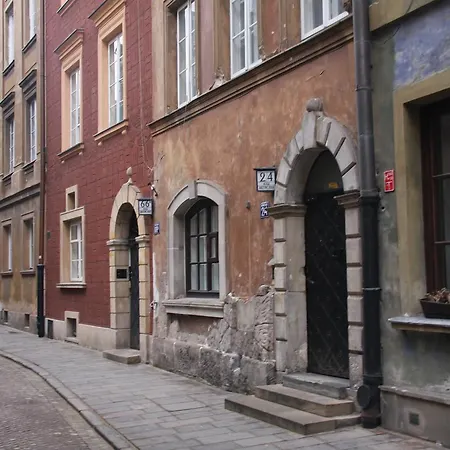 Crystal Old Town Varsó